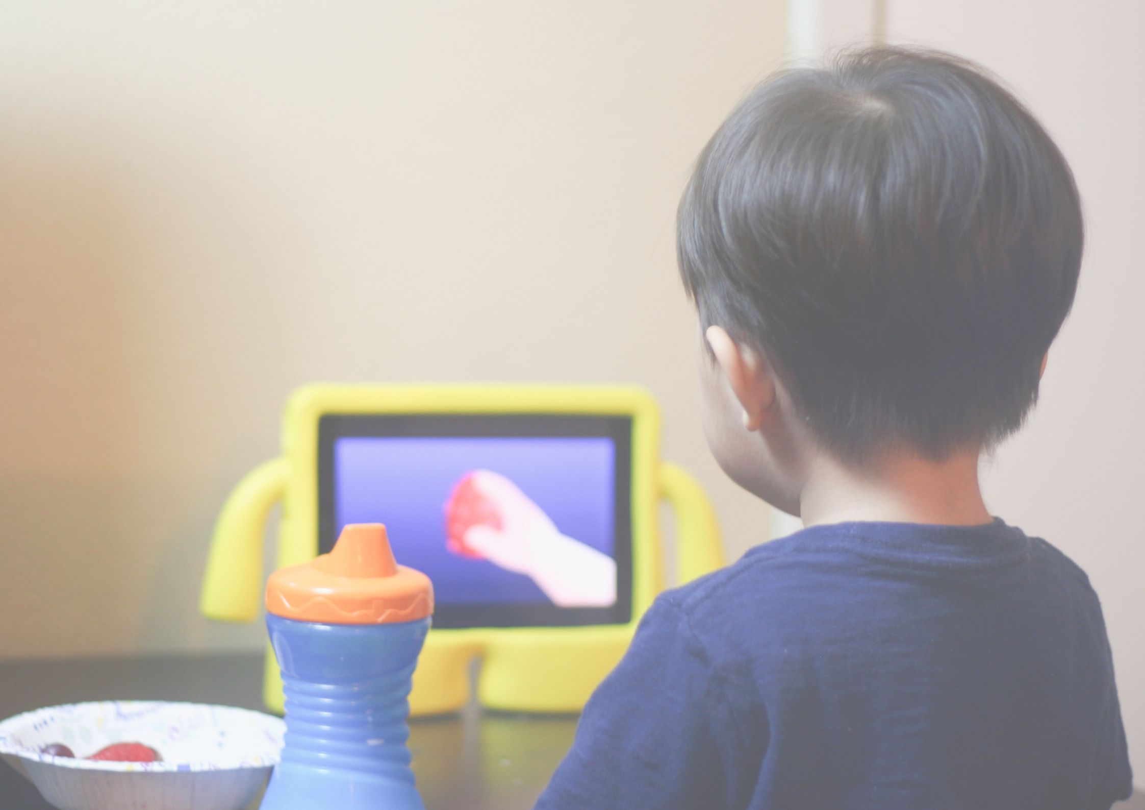 Educar sense pantalles. És possible en una societat tecnificada?